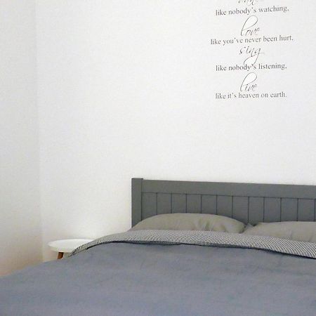 Romantic Apartment On Rynok Square With Air-Conditioning Lviv Ngoại thất bức ảnh