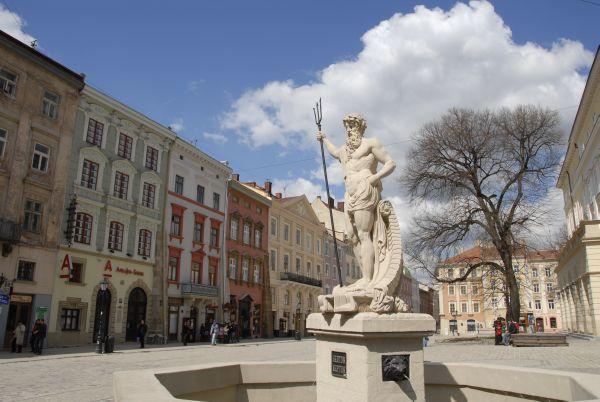 Romantic Apartment On Rynok Square With Air-Conditioning Lviv Ngoại thất bức ảnh