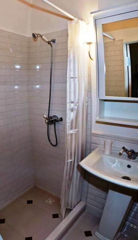 Romantic Apartment On Rynok Square With Air-Conditioning Lviv Phòng bức ảnh