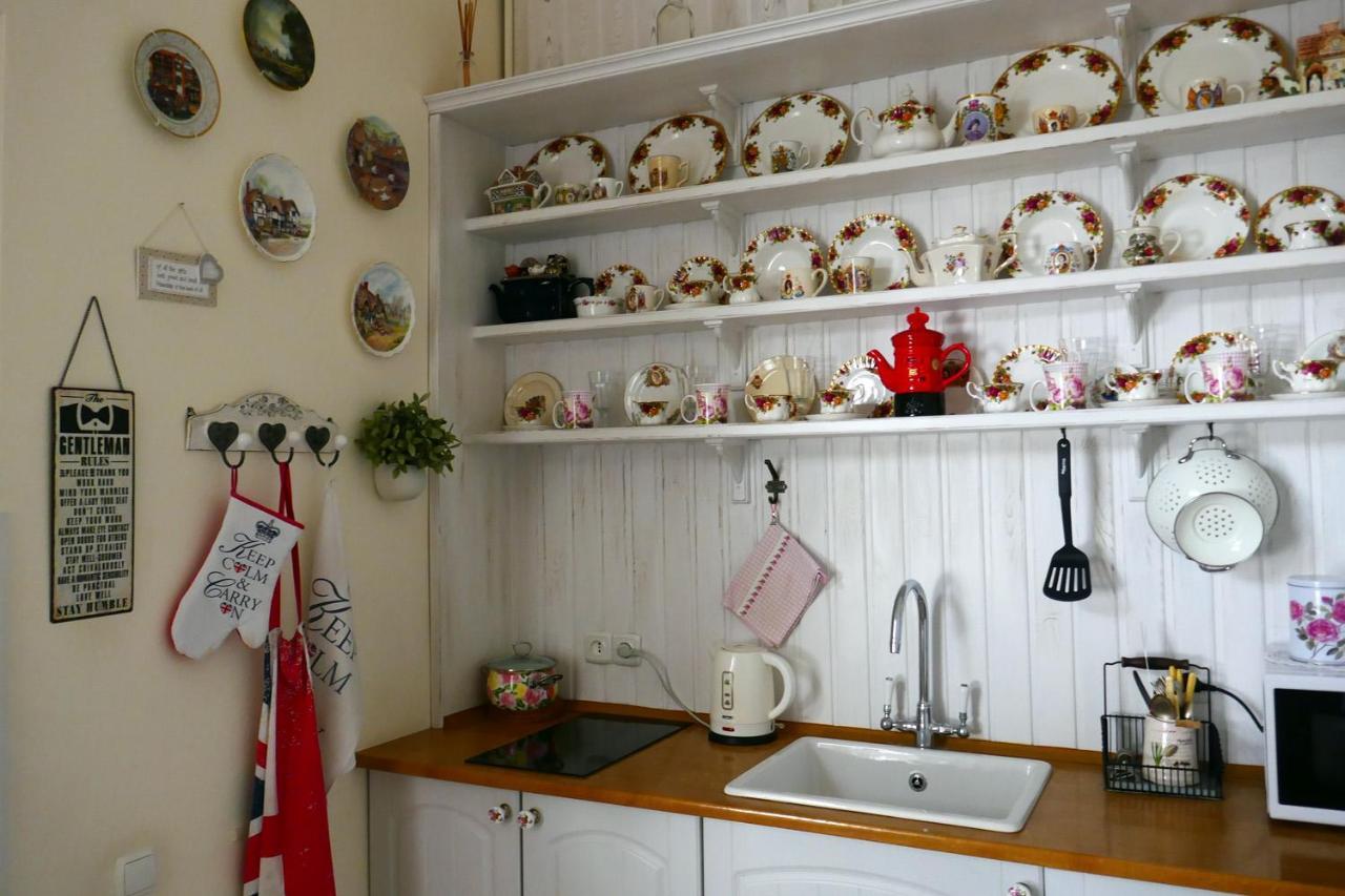 Romantic Apartment On Rynok Square With Air-Conditioning Lviv Ngoại thất bức ảnh